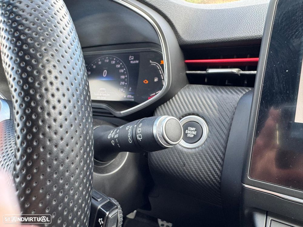 Renault Clio 1.5 Blue dCi RS Line - 10