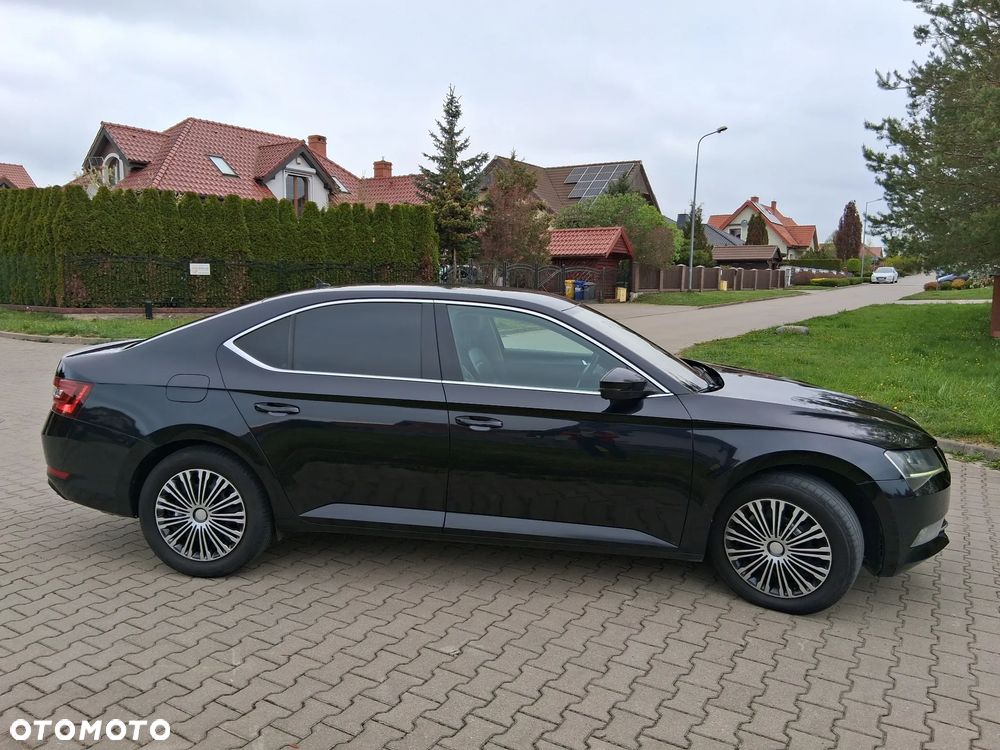 Skoda Superb 2.0 TSI 4x4 Ambition DSG - 4