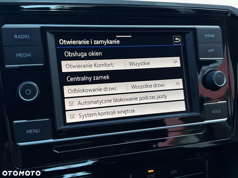 Volkswagen Passat - 28