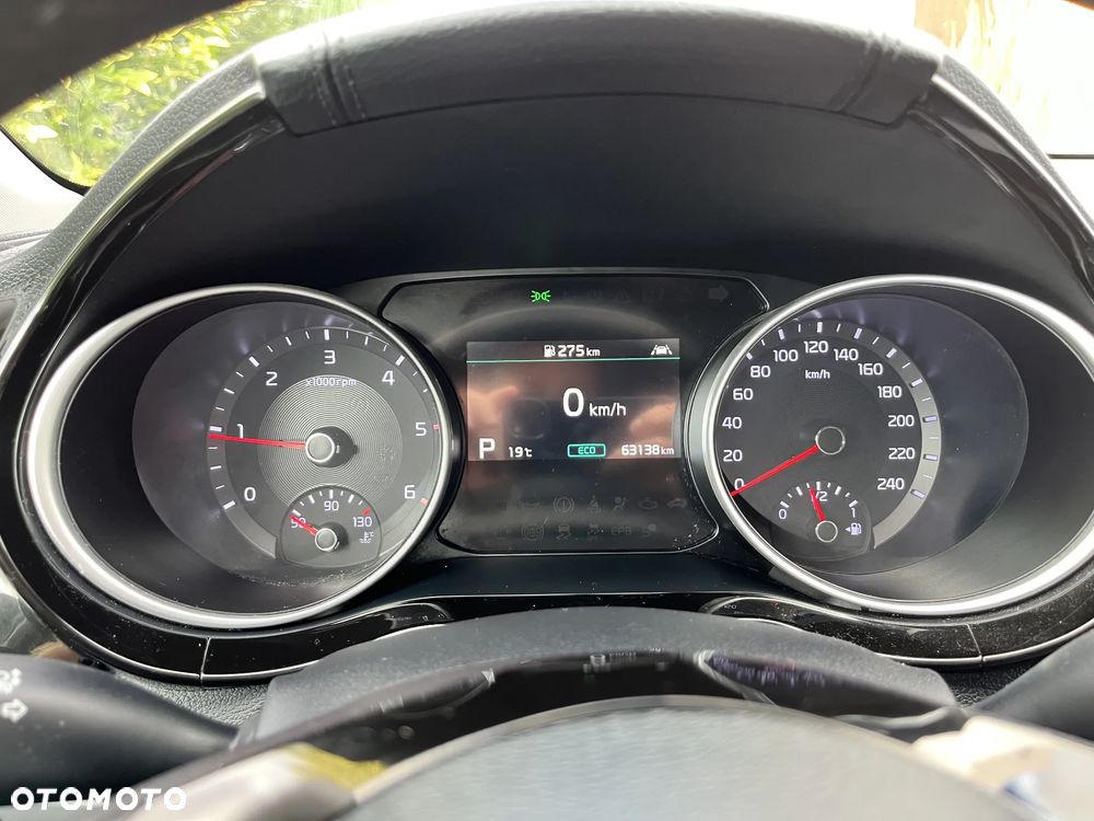 Kia XCeed 1.6 CRDi mHEV L DCT - 25