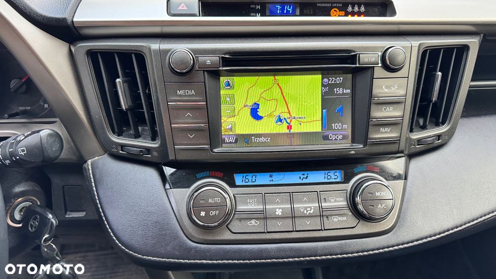 Toyota RAV4 2.0 Premium - 18