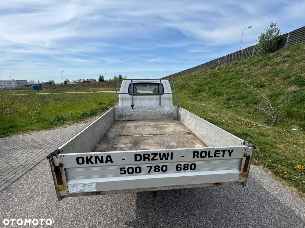 Kia K2900 CRDI - 6