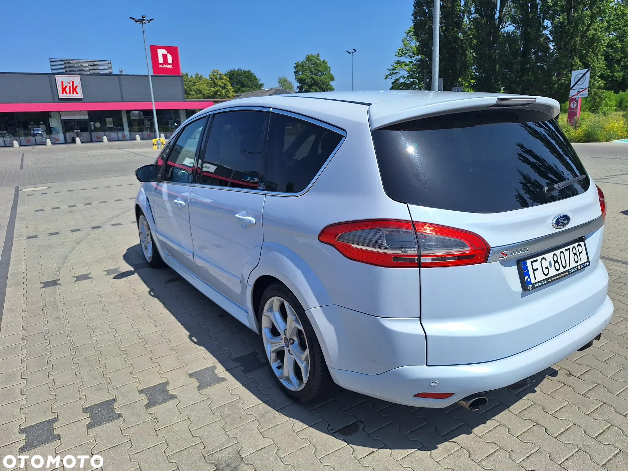 Ford S-Max - 10