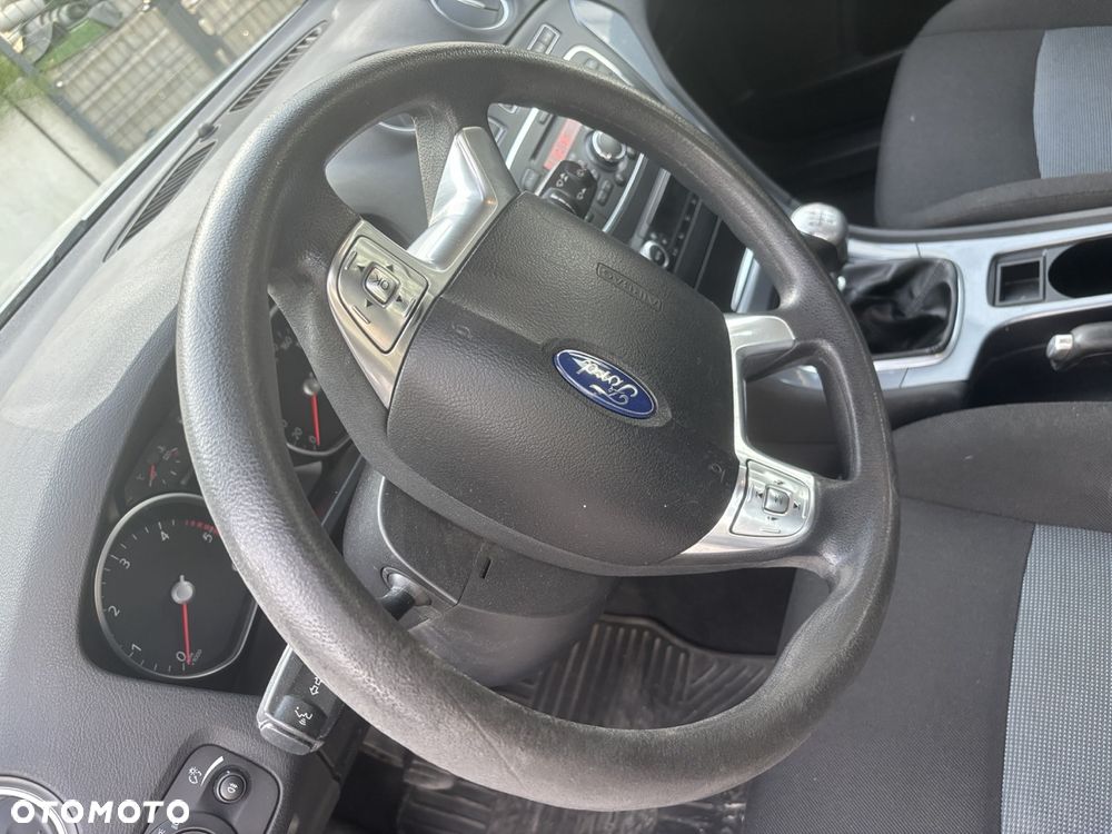 Ford Mondeo 2.0 TDCi Ambiente - 10