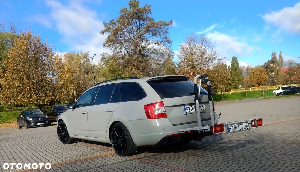 Skoda Octavia 2.0 TDI (Green tec) DSG RS - 30