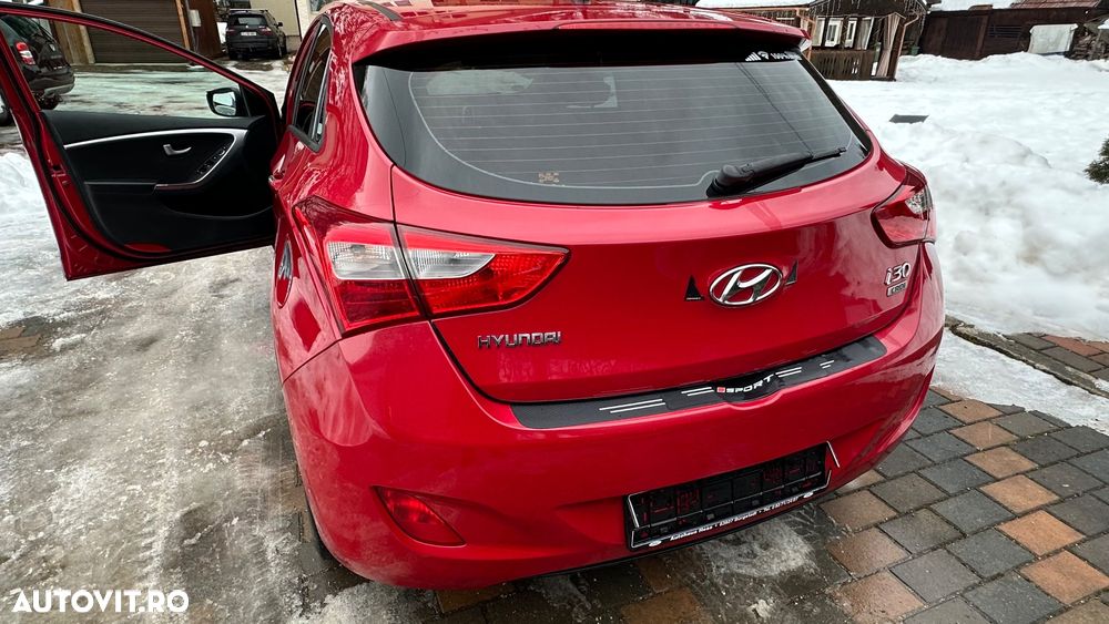 Hyundai i30 i30cw 1.6 CRDi Style - 9