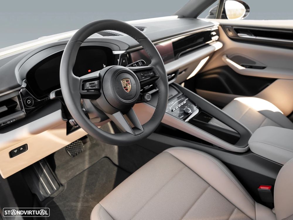 Porsche Macan Electric 4 - 13