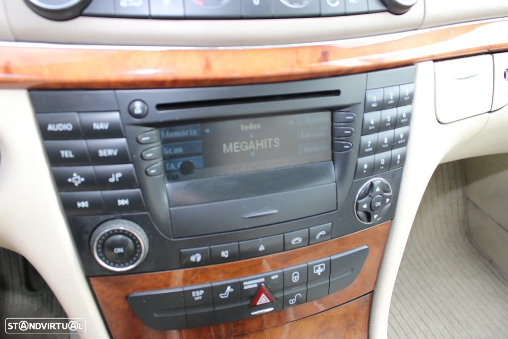 Mercedes-Benz E 320 CDI Elegance - 26