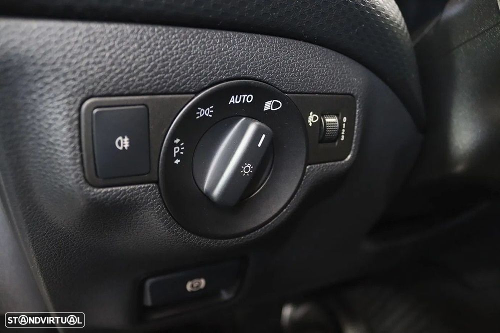 Mercedes-Benz A 180 - 12