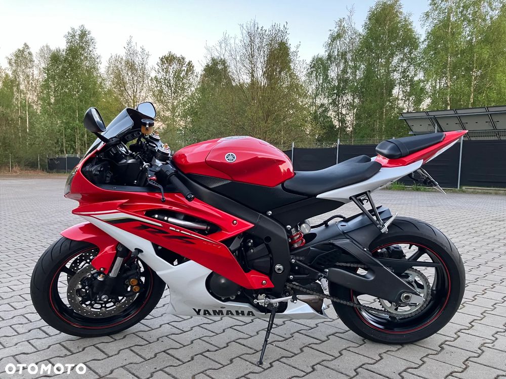 Yamaha R6 - 3