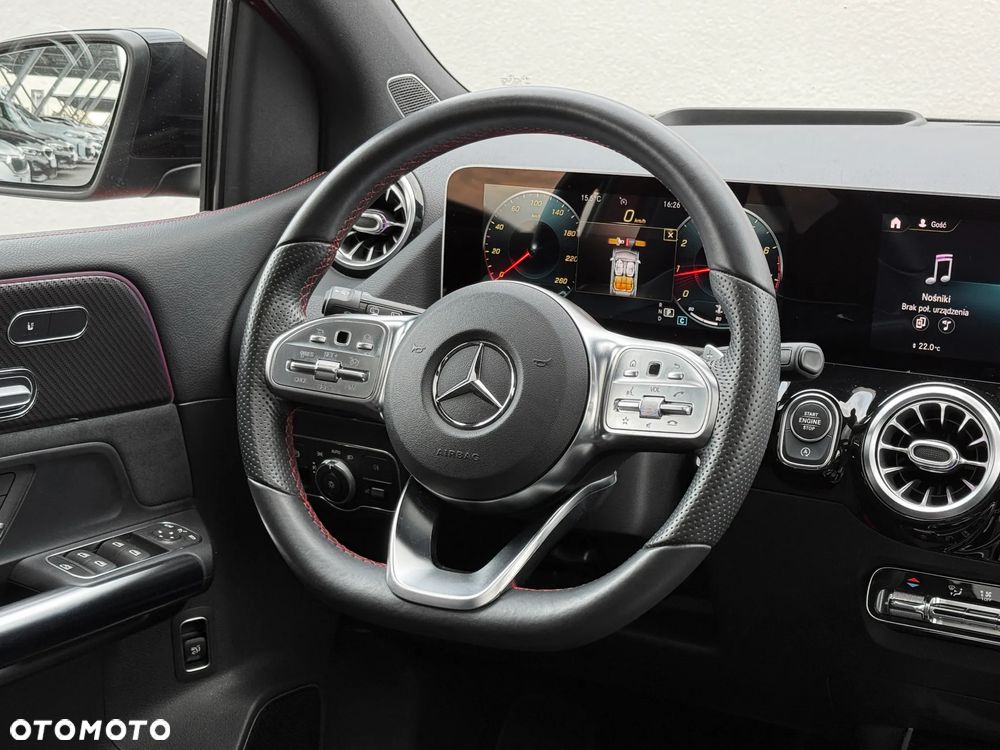 Mercedes-Benz Klasa B 200 AMG Line 7G-DCT - 17
