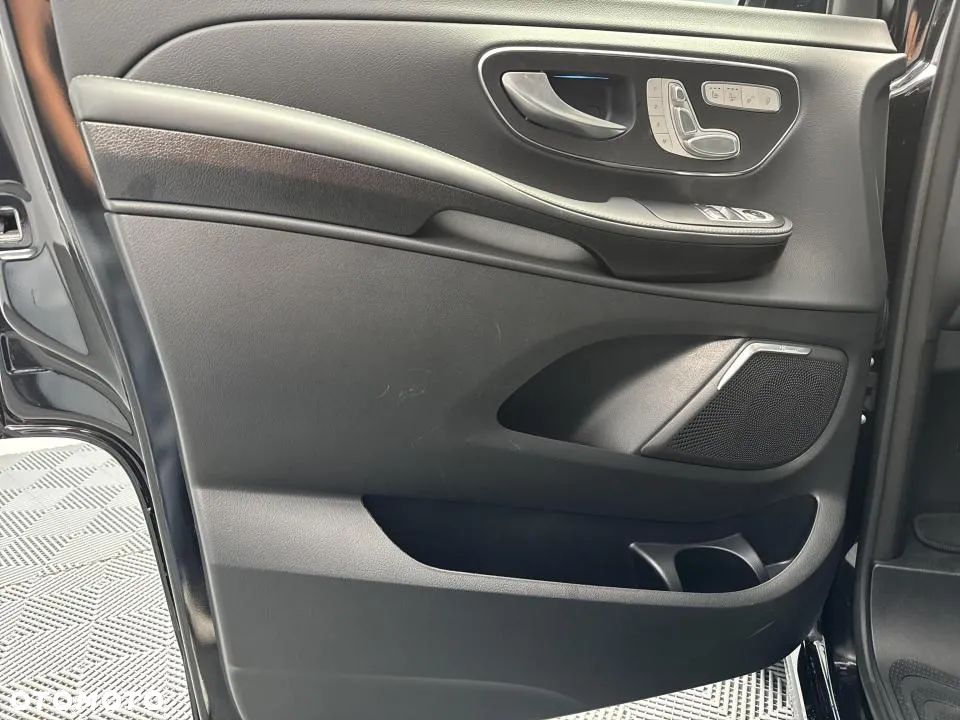 Mercedes-Benz Klasa V 300 d 4-Matic 9G-Tronic Exclusive (ekstra d³) - 11