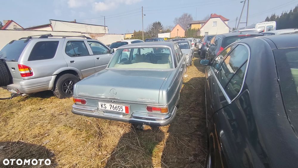 Mercedes-Benz W111 - 9