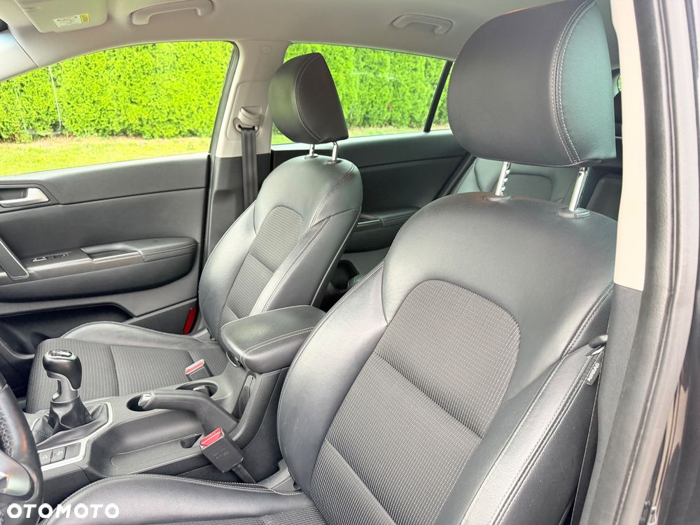 Kia Sportage - 16