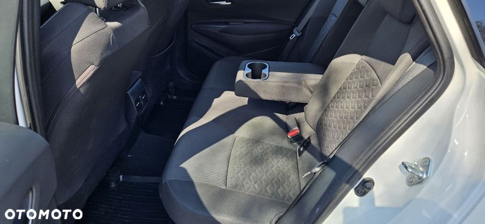Toyota Corolla 1.8 Hybrid GPF Comfort - 29