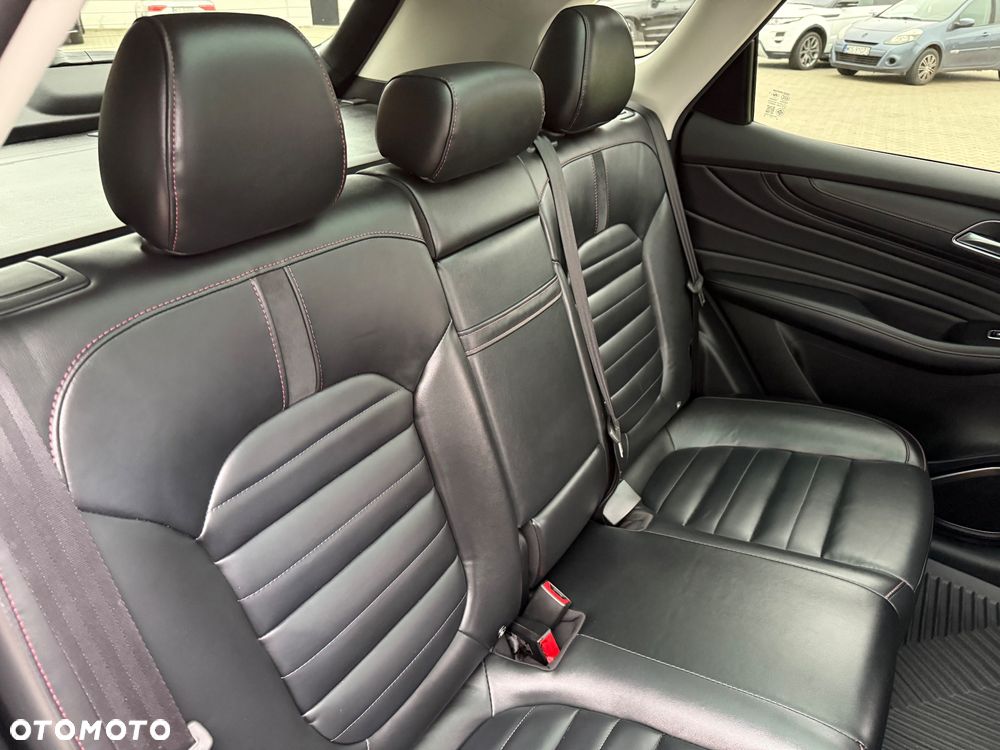 MG HS 1.5T-GDI Luxury - 35