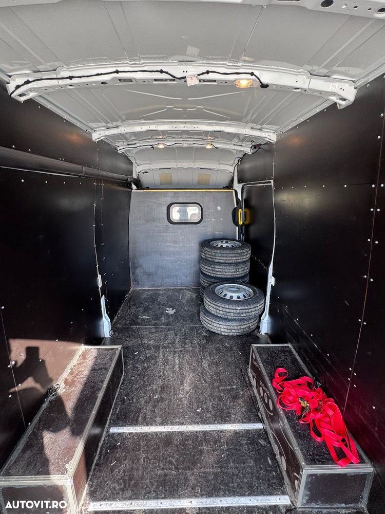 Ford Transit - 6