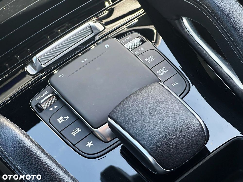 Mercedes-Benz GLE 300 d 4-Matic - 17