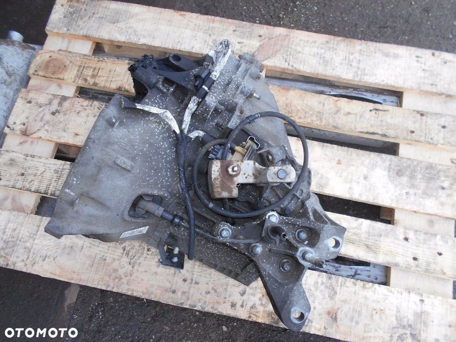 Skrzynia biegów Ford Transit 2,2 TDCI 5 biegowa 6C1R7002DC - 1