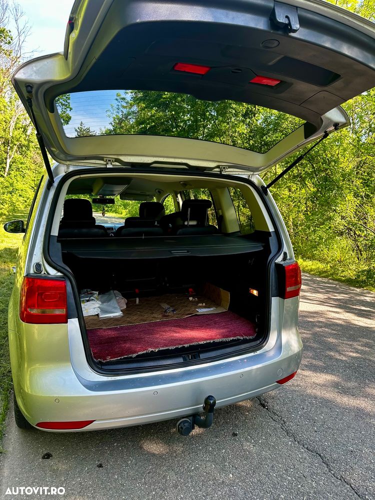 Volkswagen Touran 1.6 TDI Comfortline - 9