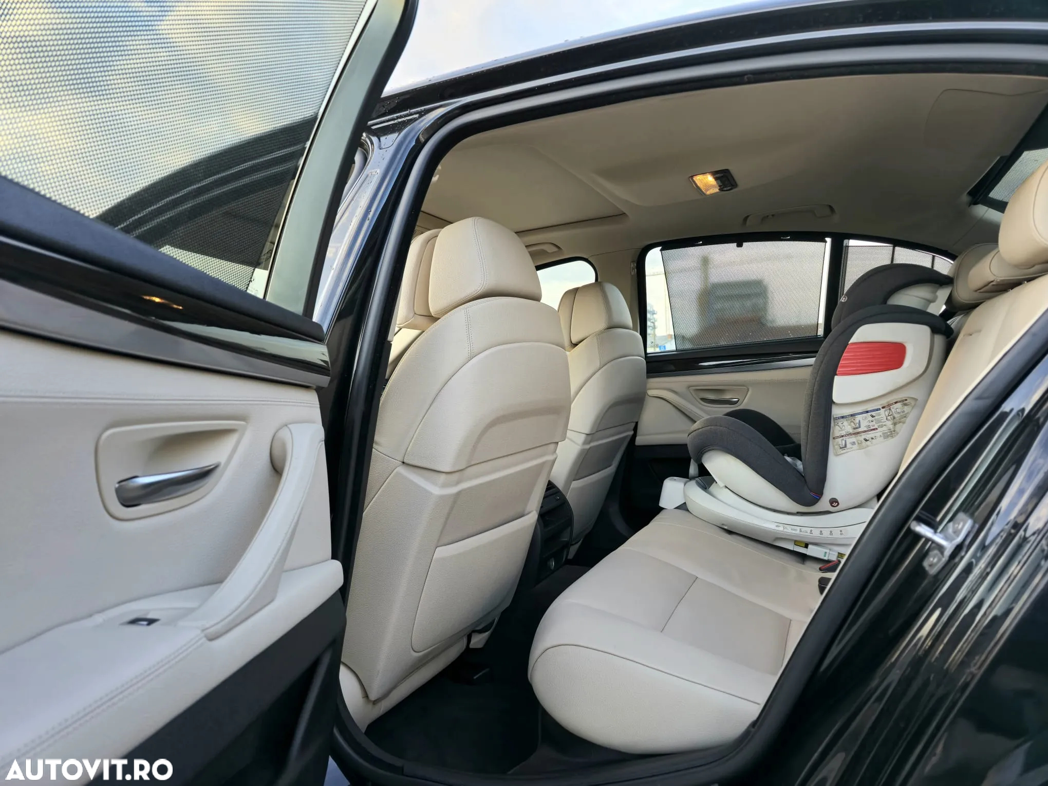 BMW Seria 5 530d - 25