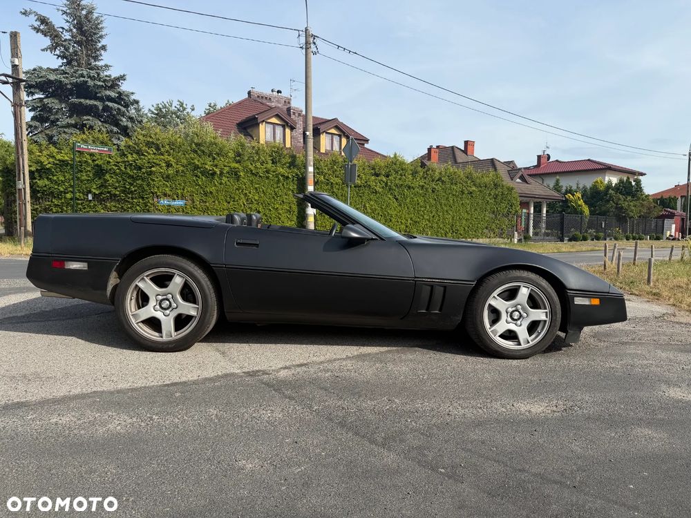 Chevrolet Corvette - 6