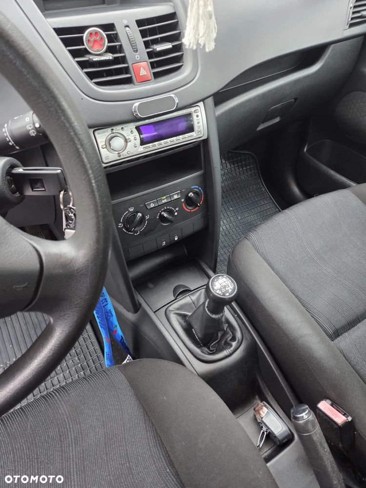 Peugeot 207 1.4 HDi Trendy - 8