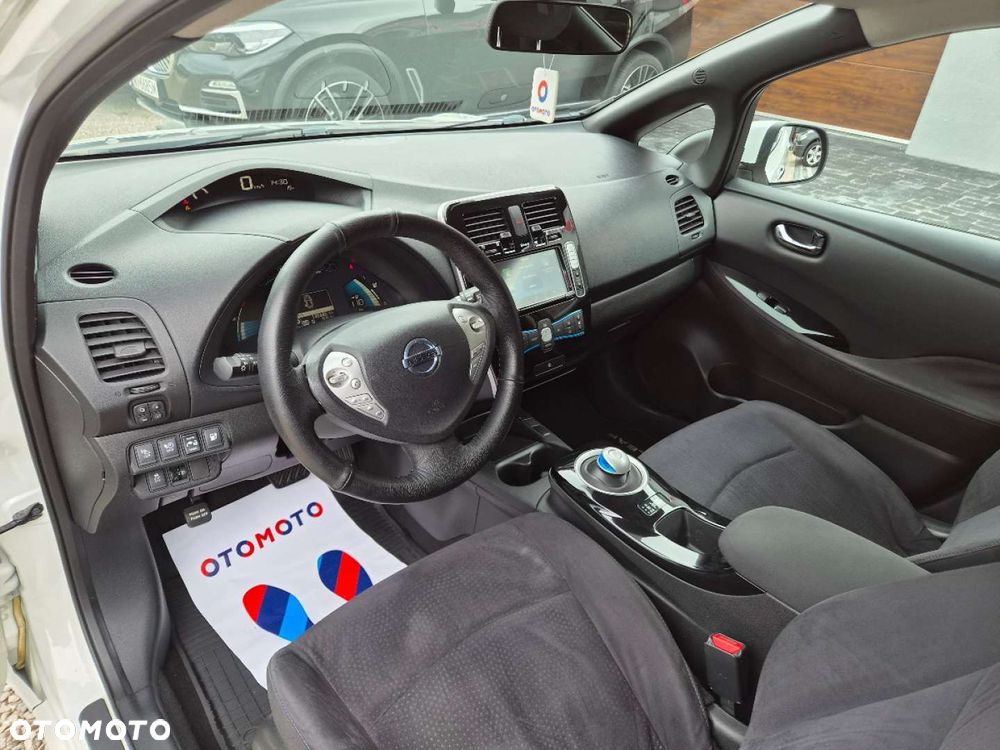 Nissan Leaf - 16