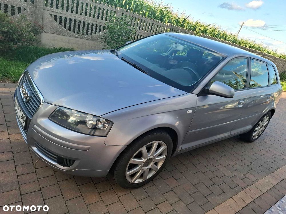 Audi A3 Sportback - 3