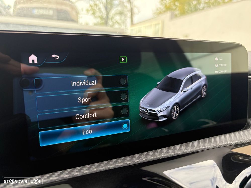 Mercedes-Benz A 200 Style Plus Aut. - 39