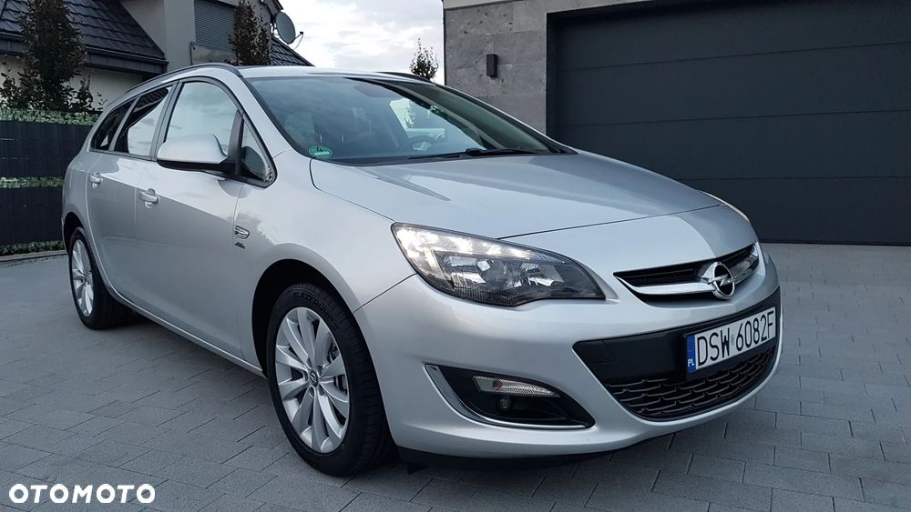 Opel Astra 1.4 T Edition 150 - 11