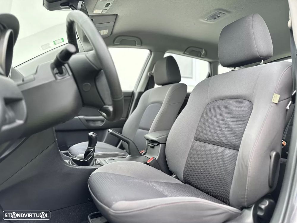 Mazda 3 Hatchback MZ-CD 1.6 Exclusive - 10