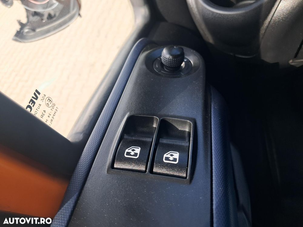 Iveco DAILY 35C18 3.0D 180CP TRANSPORT AUTO CABINA DE DORMIT - 10
