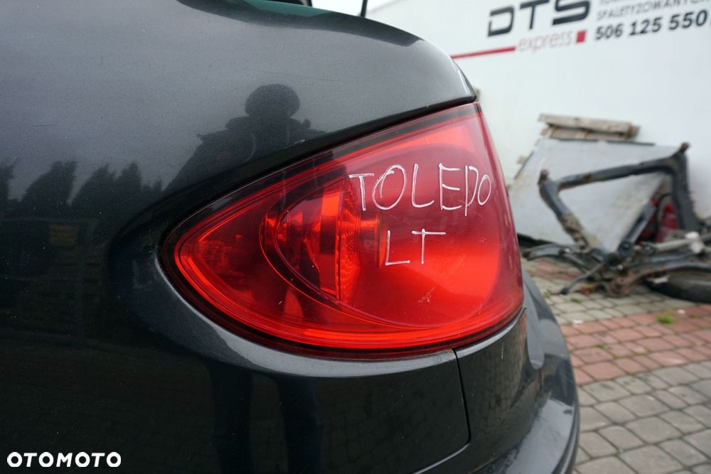 LAMPA TYLNA LEWA TOLEDO III 5P 5P5945111A SEAT 2004-2009 - 2