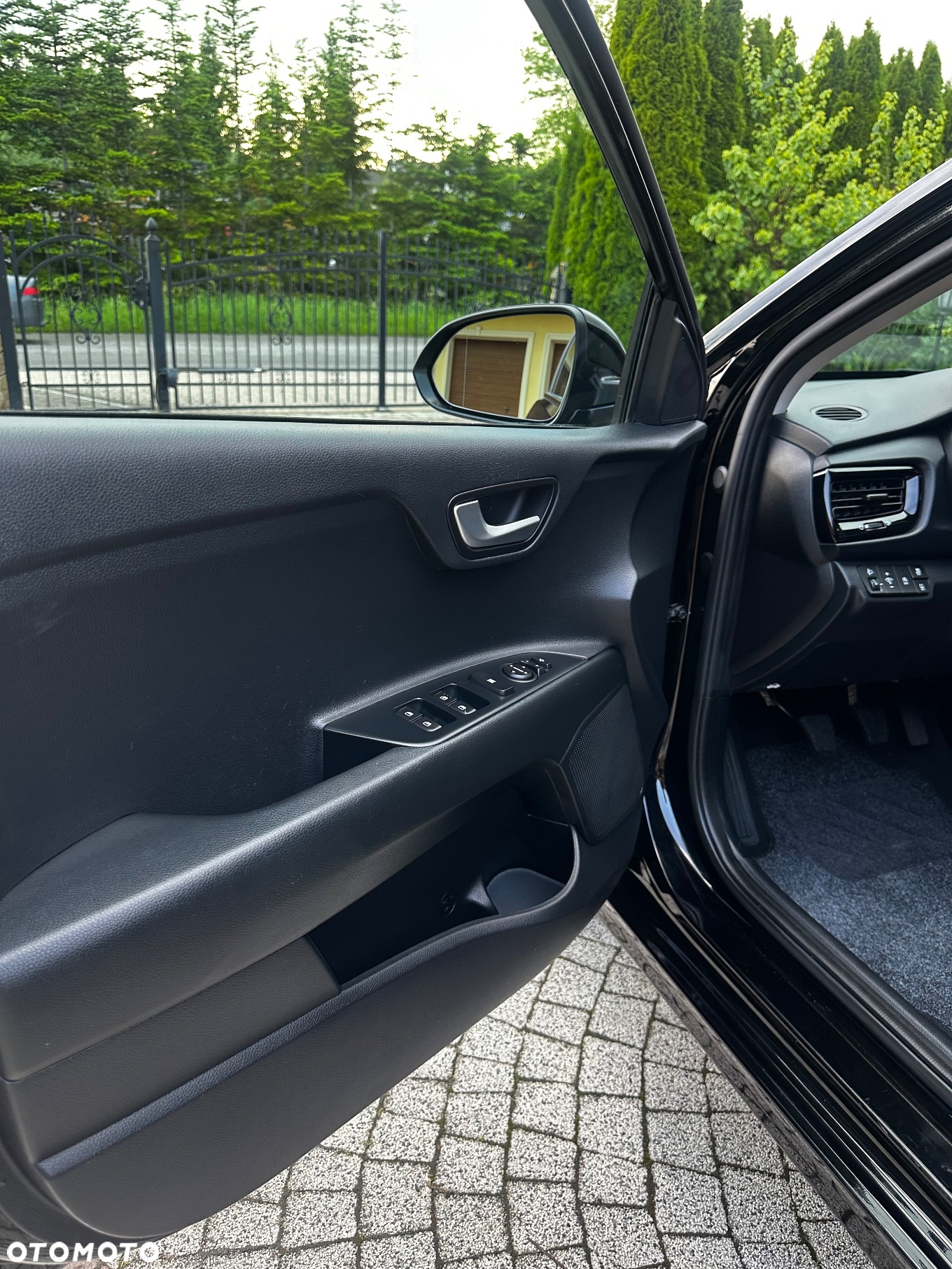 Kia Rio 1.2 L Business Line - 13