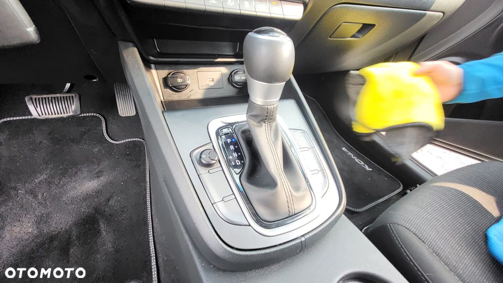 Hyundai Kona 1.6 GDI Hybrid Executive DCT - 28