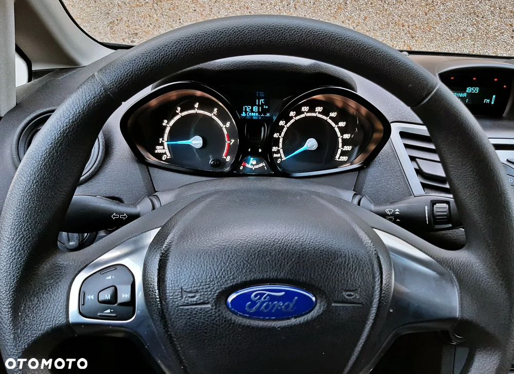 Ford Fiesta 1.25 Trend - 23