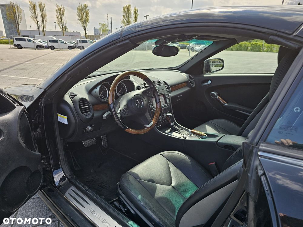 Mercedes-Benz SLK 300 7G-TRONIC 2LOOK Edition - 6