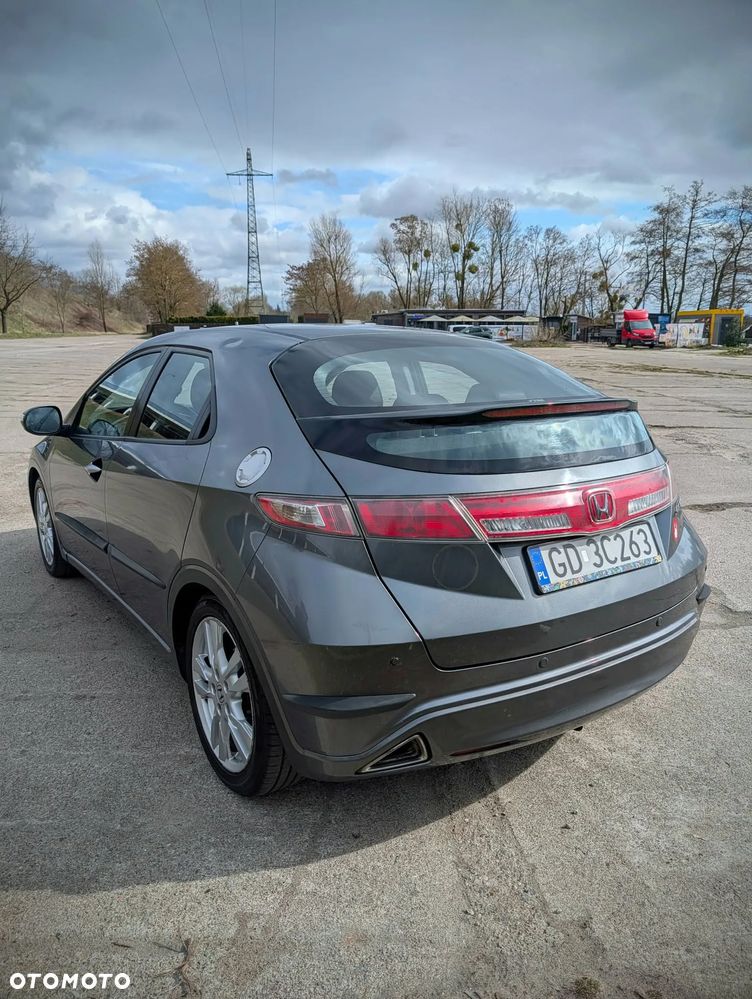 Honda Civic 1.8 Executive - 7