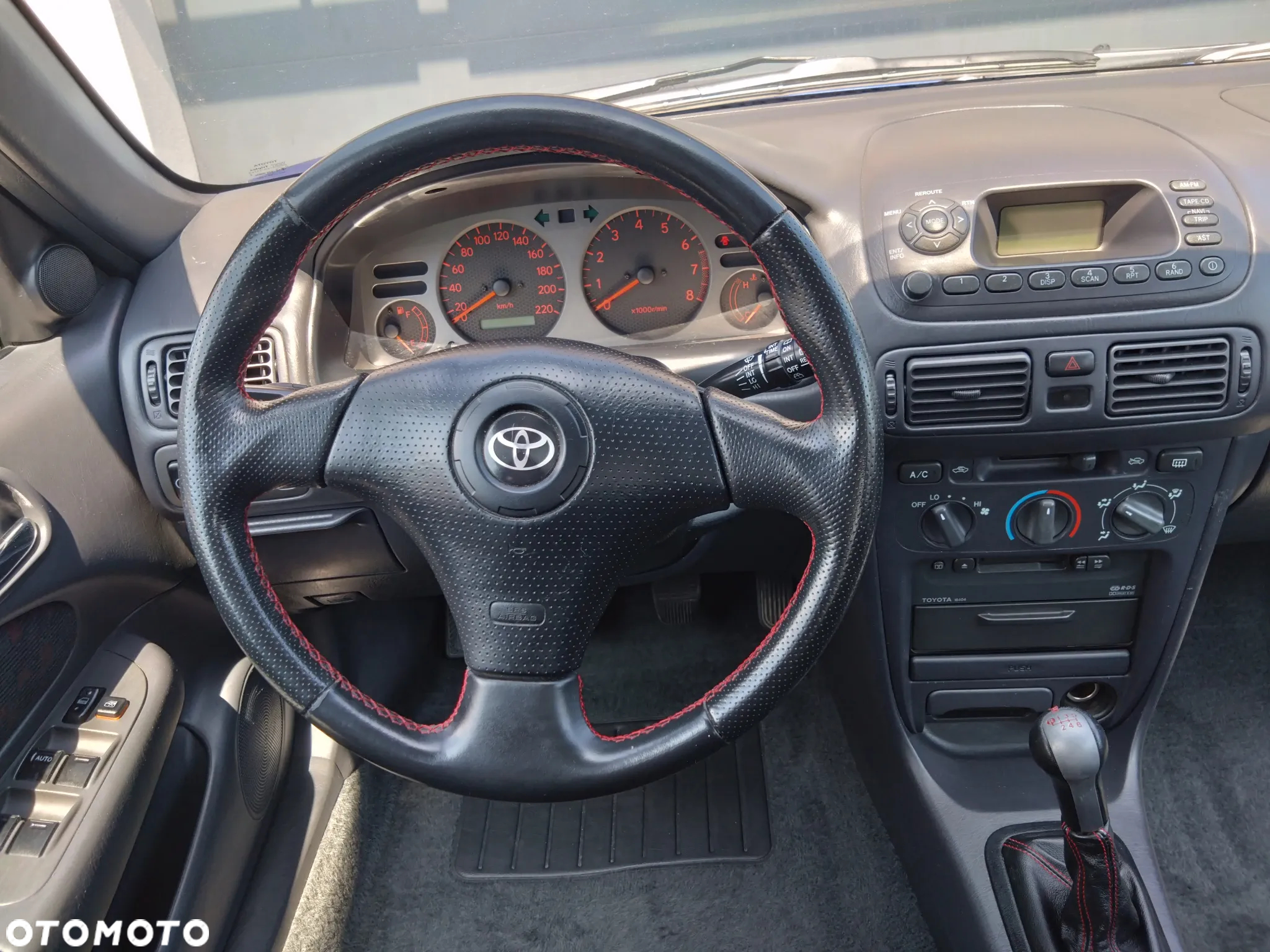 Toyota Corolla - 10