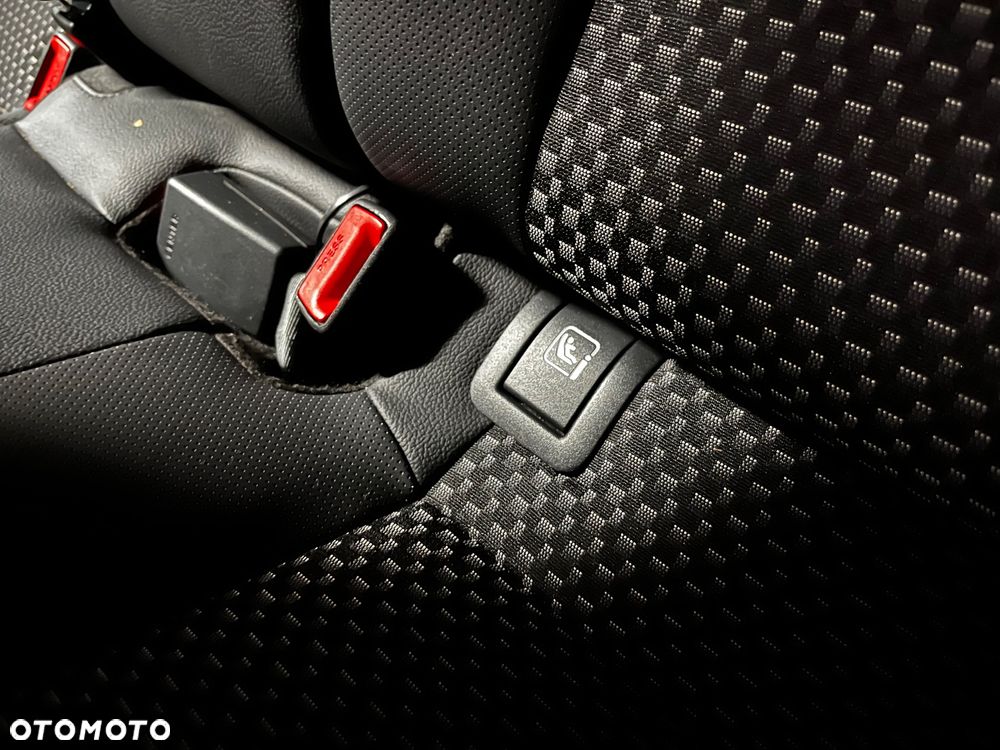 Kia XCeed - 14