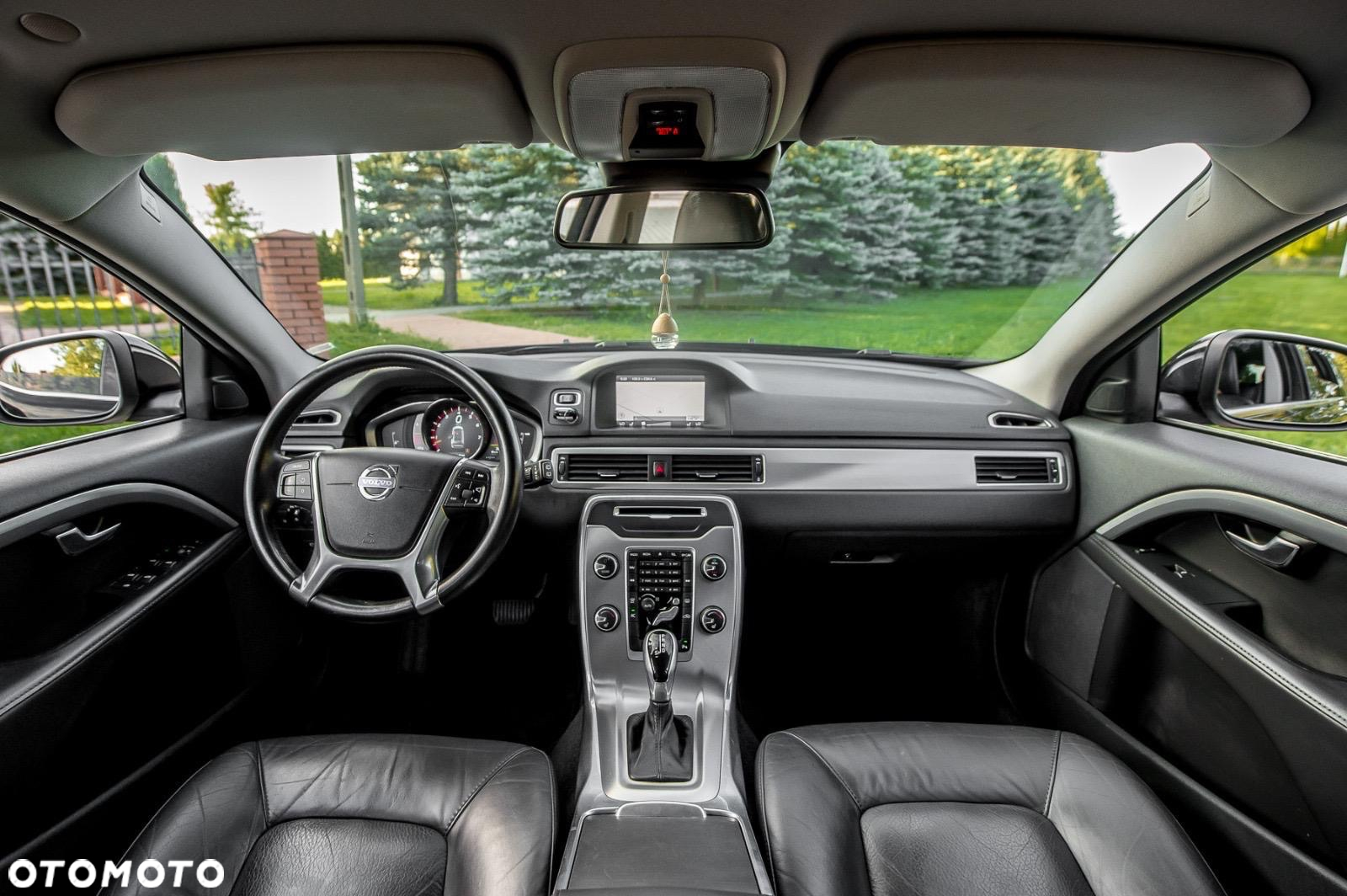 Volvo V70 T6 AWD Geartronic Momentum - 31