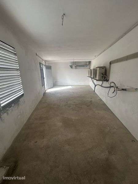 Armazem em Vila verde - Grande imagem: 2/8