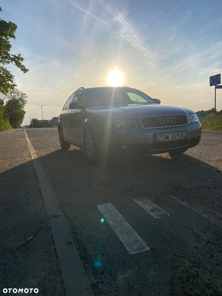Audi A4 Avant - 10