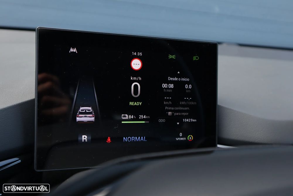 MG MG4 4 Standard - 23