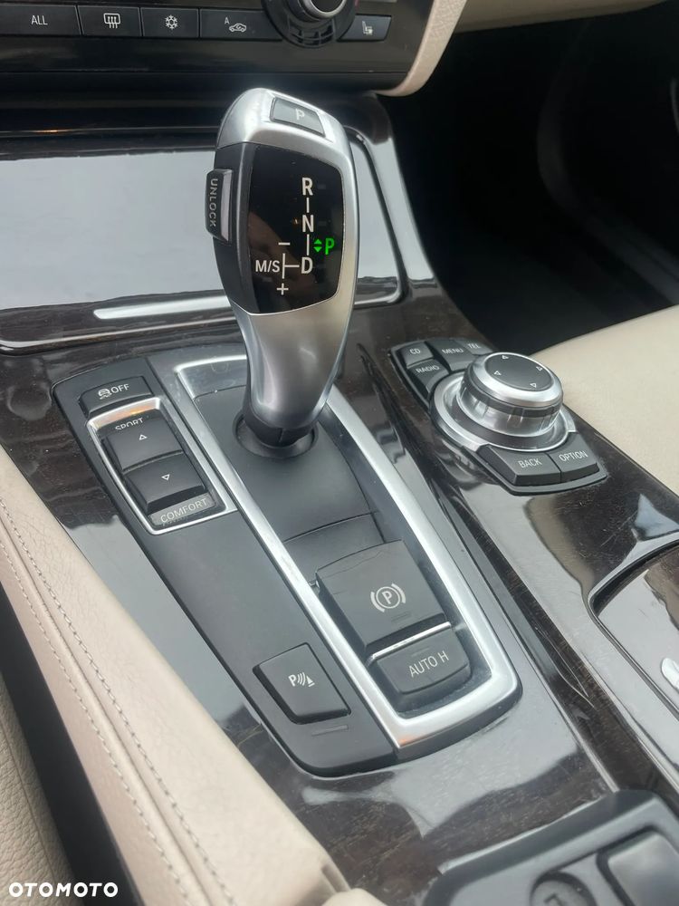 BMW Seria 5 520d - 17