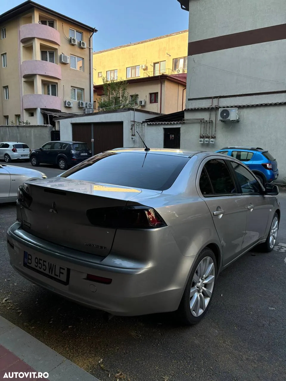 Mitsubishi Lancer - 7