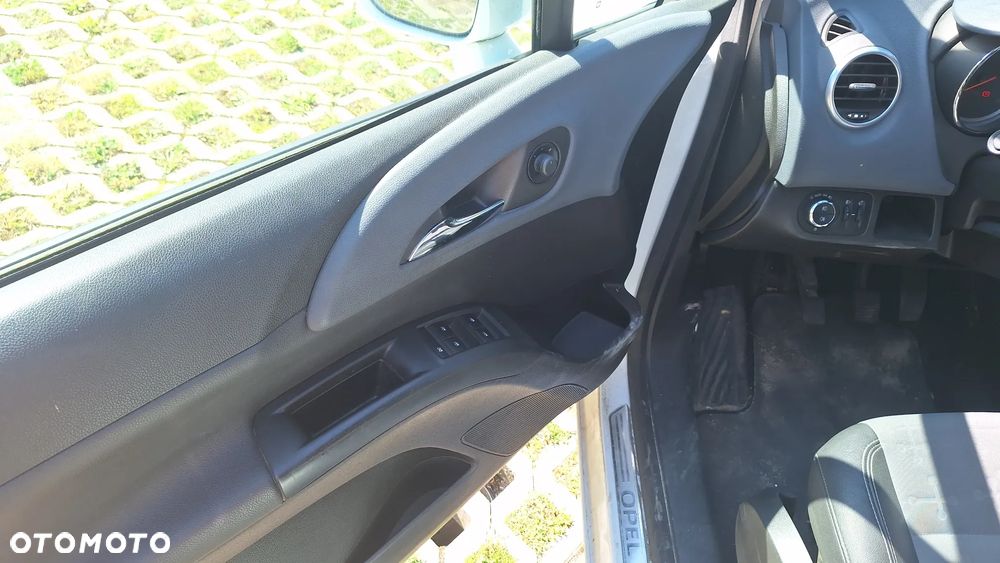 Opel Meriva 1.7 CDTI Cosmo - 10