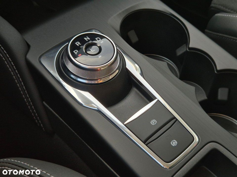 Ford Kuga - 26