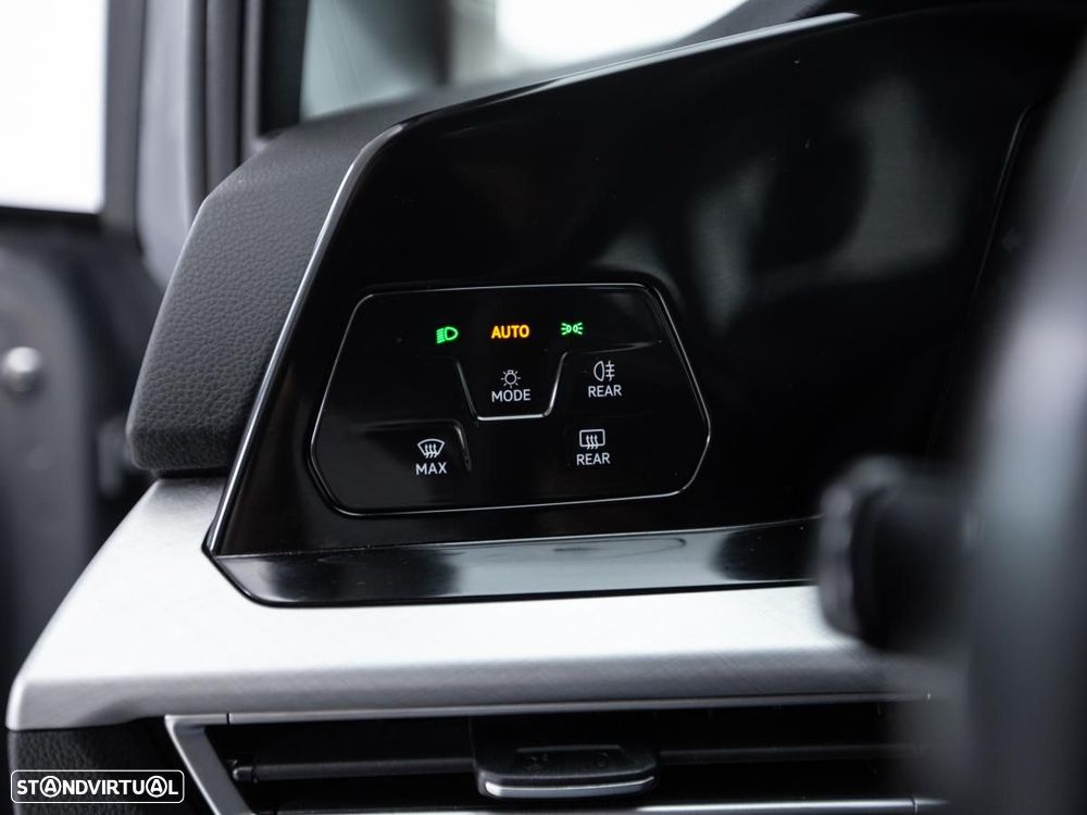 VW Golf Variant 2.0 TDi Life DSG - 12